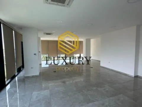 Izdavanje, poslovni prostor, 100m², Preko Morače, Podgorica - image 5