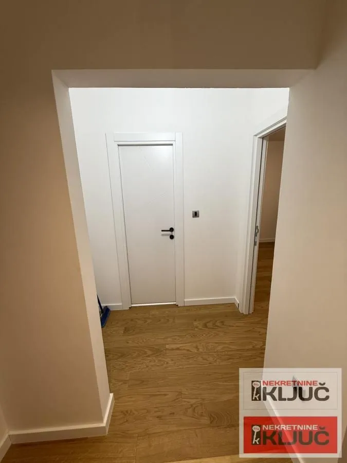 Prodaja, dvosoban stan, 48m², Avijatičarsko naselje, Novi Sad Sve Podlokacije