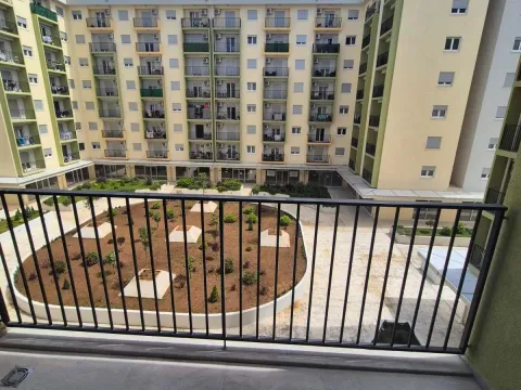 Izdavanje, jednosoban stan, 40m², Zabjelo, Podgorica - image 1