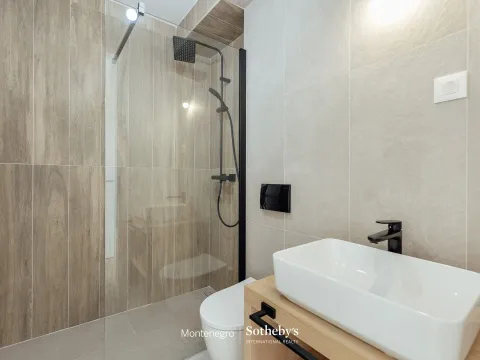 Prodaja, kuća, 250m², Blizikuće, Budva - image 40