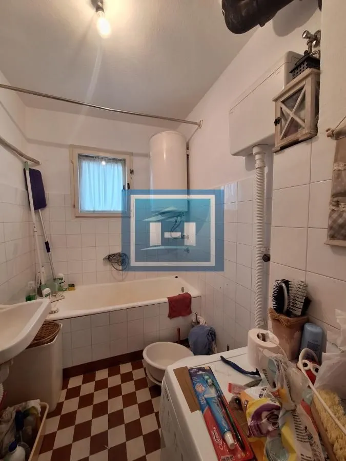 Prodaja, dvosoban stan, 50m², Ćuprija, Srbija