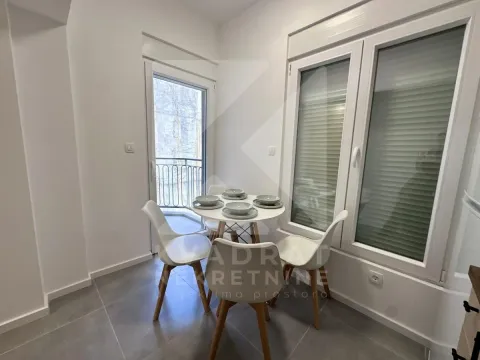 Izdavanje, garsonjera, 37m², Momišići, Podgorica - image 7