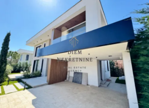 Izdavanje, kuća, 230m², Gornja Gorica, Podgorica