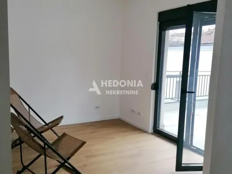 Rent, office space, 45m², Savski Venac, Beograd - image 2