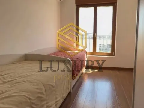 Izdavanje, dvosoban stan, 70m², Master Kvart, Podgorica - image 6
