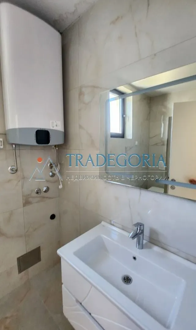 Prodaja, dvosoban stan, 51m², Bar, Crna Gora