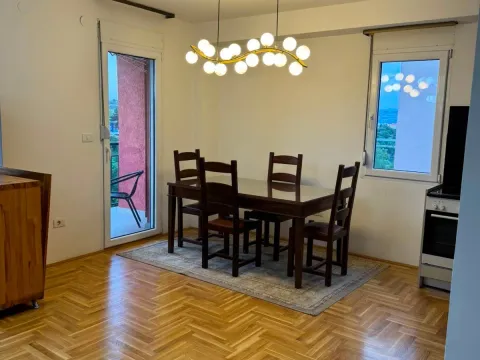 Izdavanje, trosoban stan, 92m², Kruševac, Podgorica - image 2