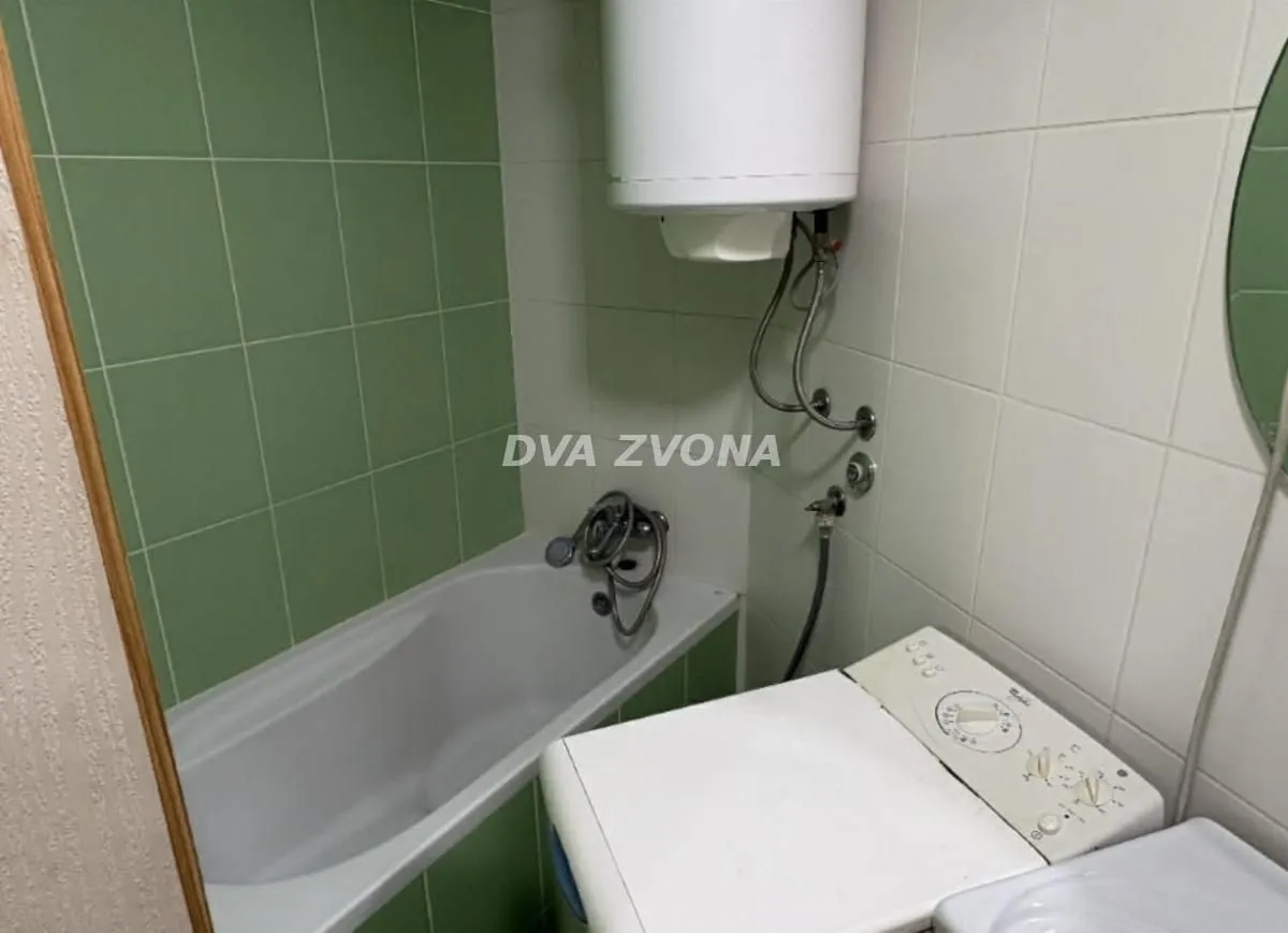 Prodaja, jednosoban stan, 24m², Centar, Novi Sad