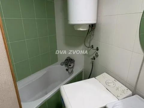 Prodaja, jednosoban stan, 24m², Centar, Novi Sad - image 8
