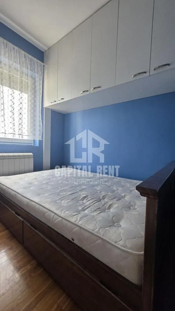 Izdavanje, dvosoban stan, 46m², Vojvode Vlahovica, Beograd