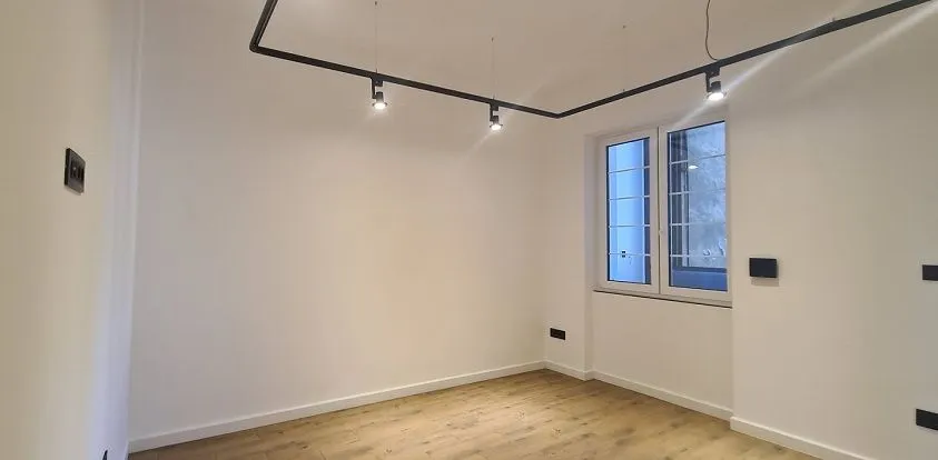 Rent, office space, 110m², Stari Grad, Beograd