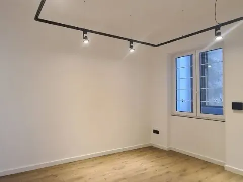 Izdavanje, poslovni prostor, 110m², Stari Grad, Beograd - image 5