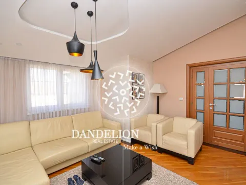 Izdavanje, kuća, 250m², Gornja Gorica, Podgorica - image 24