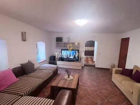 Sale, house, 300m², Rijeka Reževići, Budva - image 8