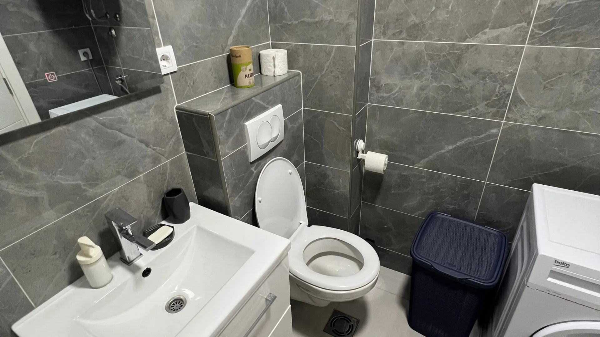 Izdavanje, garsonjera, 30m², Centar, Bar