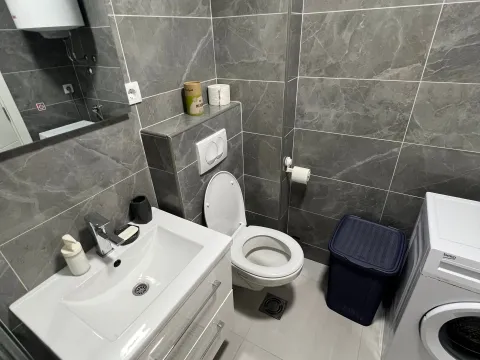 Izdavanje, garsonjera, 30m², Centar, Bar - image 9
