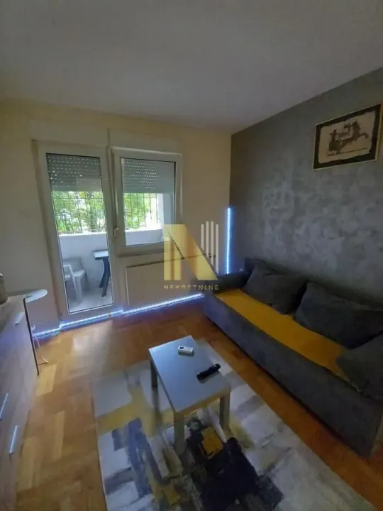 Rent, two bedroom apartment, 52m², Salajka, Novi Sad Sve Podlokacije