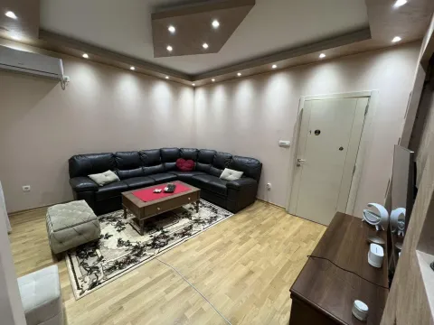 Izdavanje, jednosoban stan, 60m², Masline, Podgorica - image 4