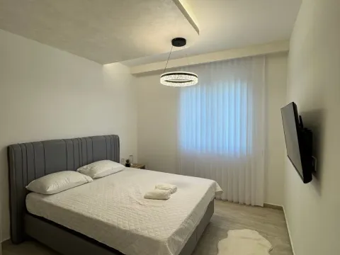 Sale, two bedroom apartment, 74m², Bečići, Budva - image 16