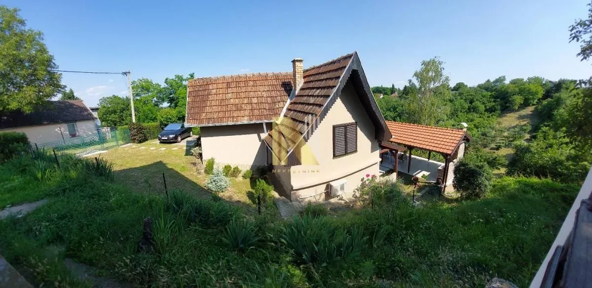 Prodaja, kuća, 94m², Čortanovci, Inđija