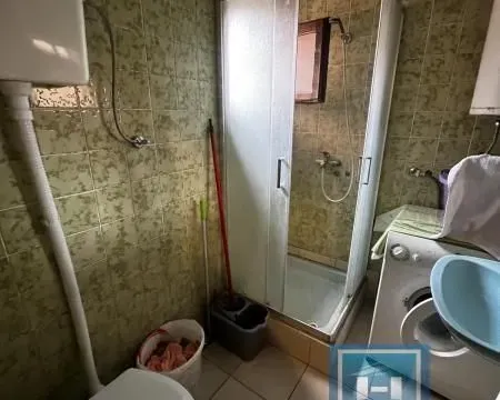 Prodaja, trosoban stan, 75m², Kajsijar, Jagodina - image 5