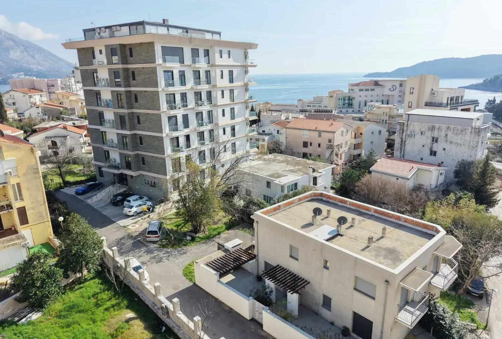 Sale, one bedroom apartment, 43m², Bečići, Budva