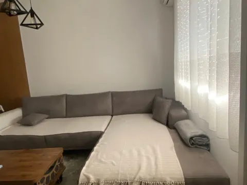 Izdavanje, jednosoban stan, 47m², Pobrežje, Podgorica - image 2