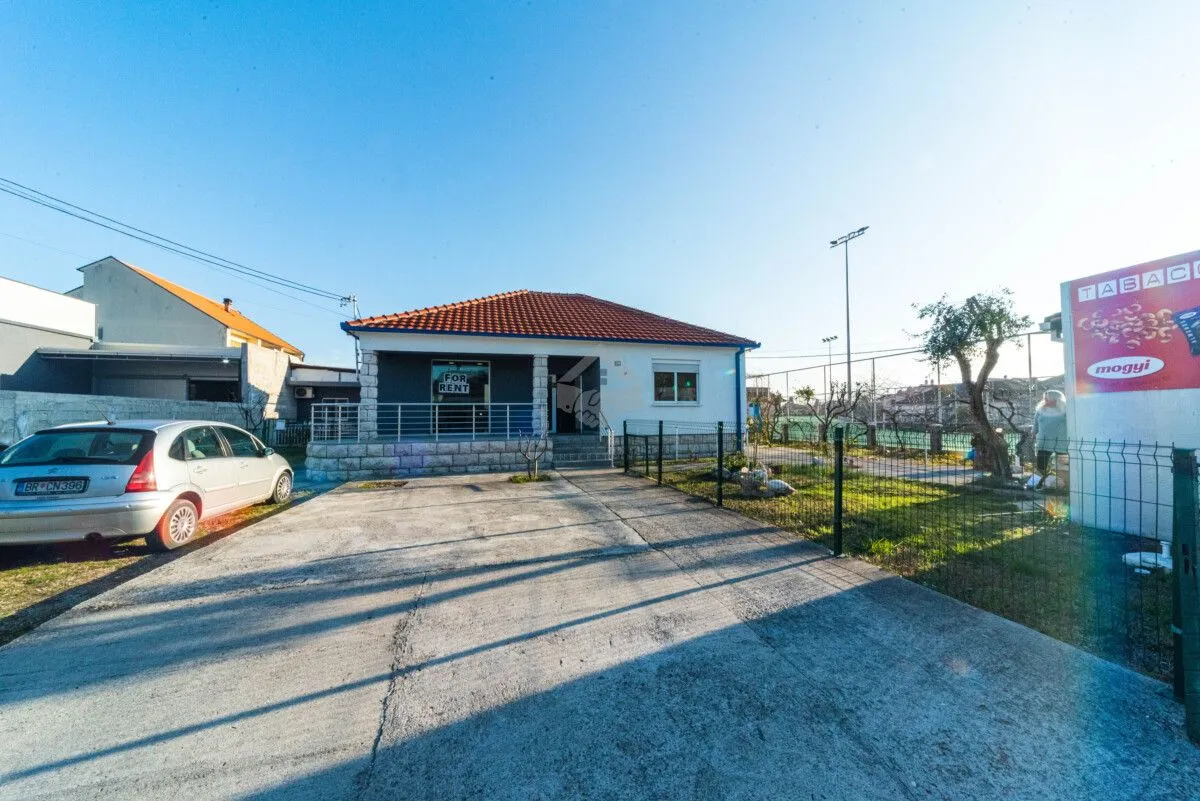 Rent, office space, 65m², Masline, Podgorica