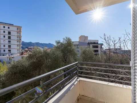 Rent, two bedroom apartment, 64m², Bečići, Budva - image 16