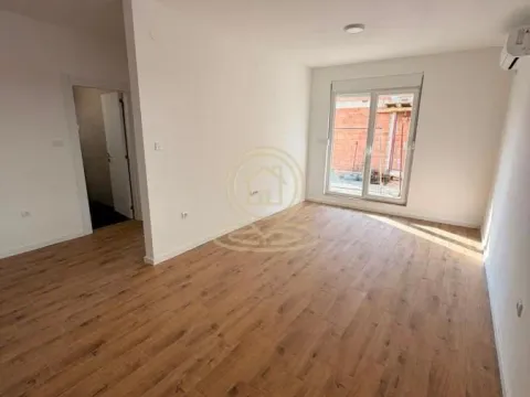 Sale, one bedroom apartment, 38m², Vidovdansko naselje, Novi Sad Sve Podlokacije - image 2