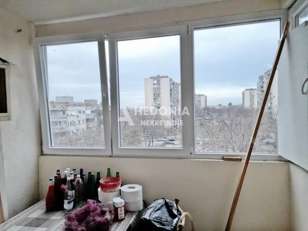 Prodaja, trosoban stan, 78m², Zemun Sve Podlokacije, Beograd