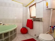 Izdavanje, trosoban stan, 110m², Stari Grad, Beograd - image 13