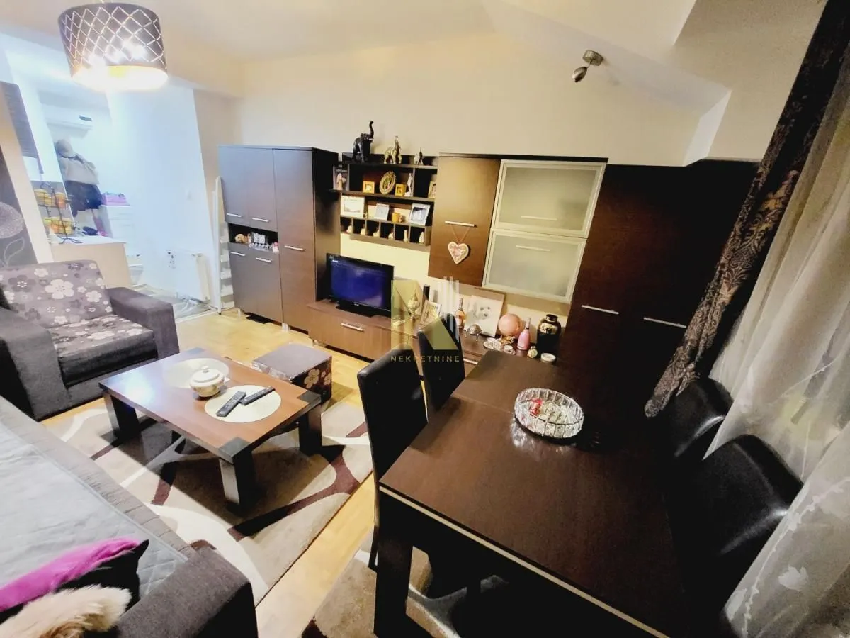 Prodaja, dvosoban stan, 40m², Stari grad, Novi Sad