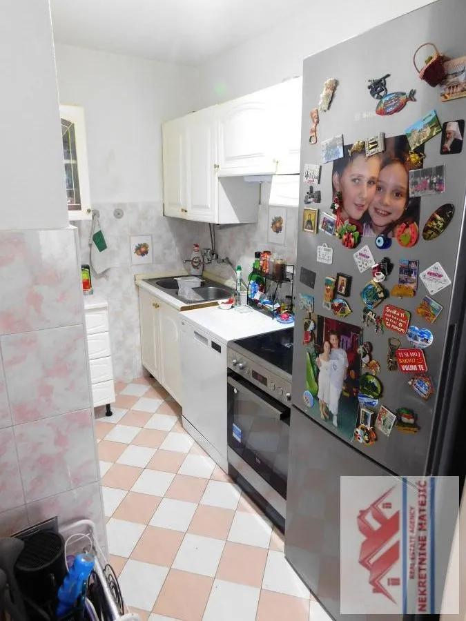 Prodaja, trosoban stan, 71m², Veliki park, Kragujevac