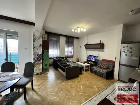 Prodaja, dvosoban stan, 61m², Salajka, Novi Sad Sve Podlokacije - image 2