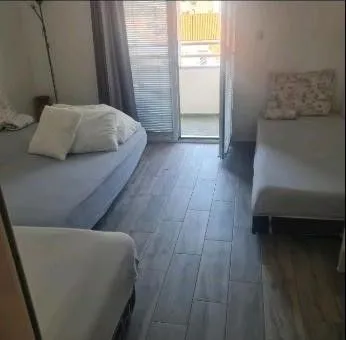 Rent, one bedroom apartment, 40m², Rozino, Budva