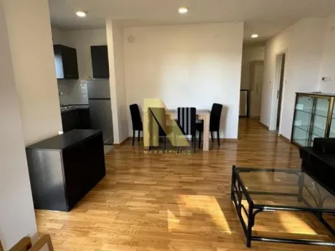 Izdavanje, trosoban stan, 64m², Telep, Novi Sad Sve Podlokacije - image 3