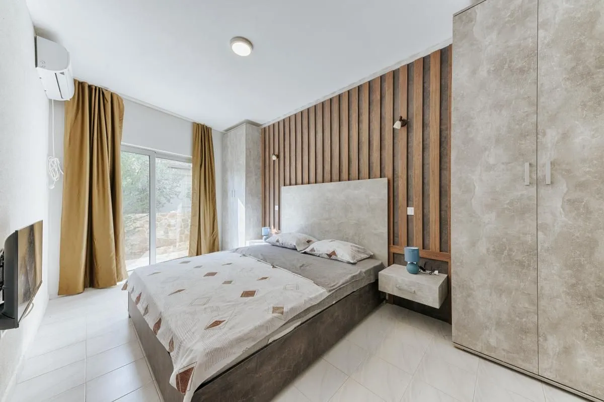Sale, house, 250m², Utjeha, Bar