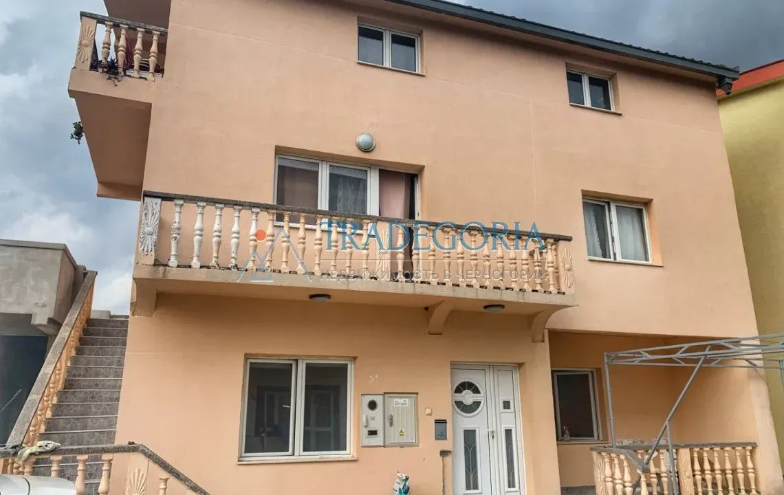 Prodaja, kuća, 240m², Bar, Crna Gora