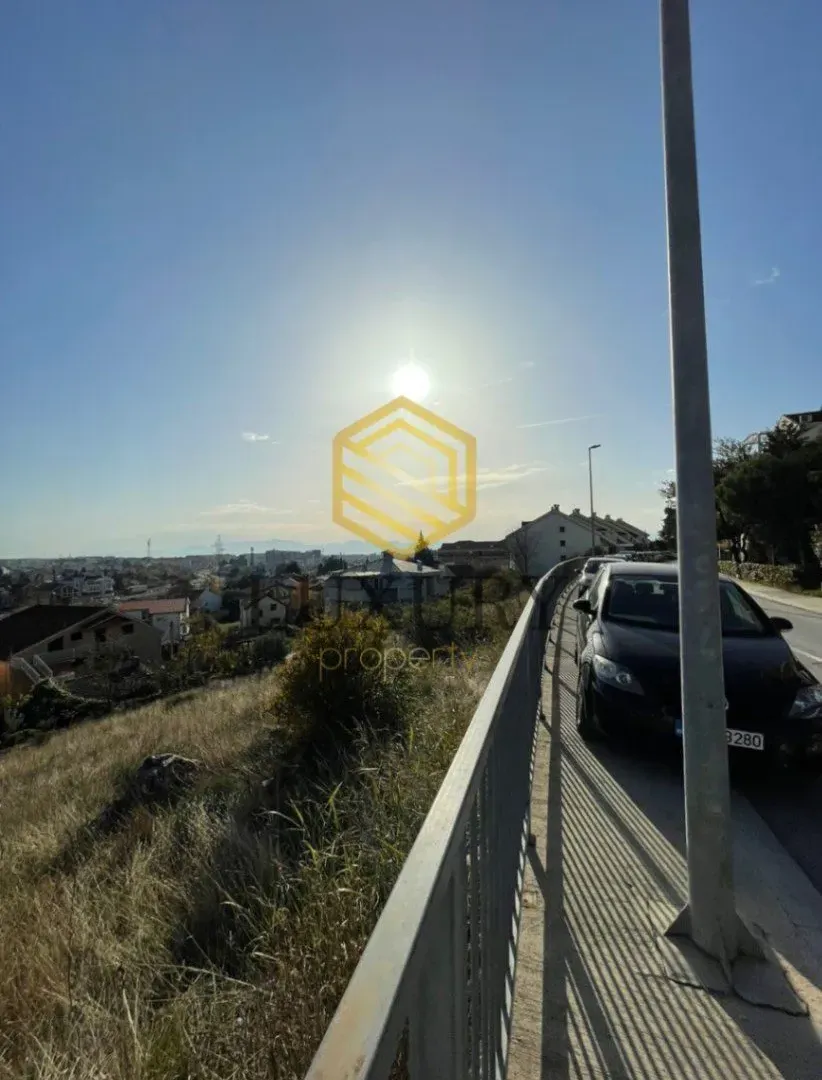 Prodaja, plac, 800m², Centar, Podgorica