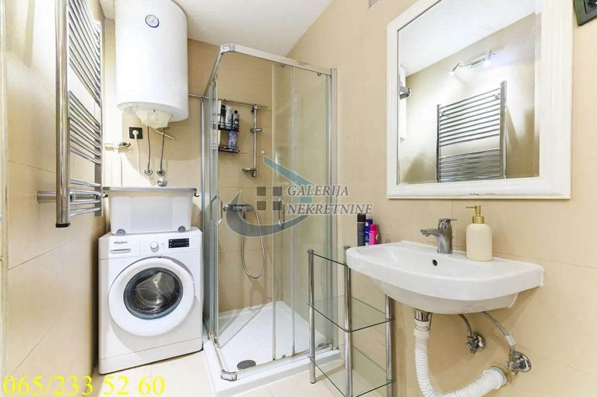 Prodaja, trosoban stan, 68m², Stari Grad, Beograd