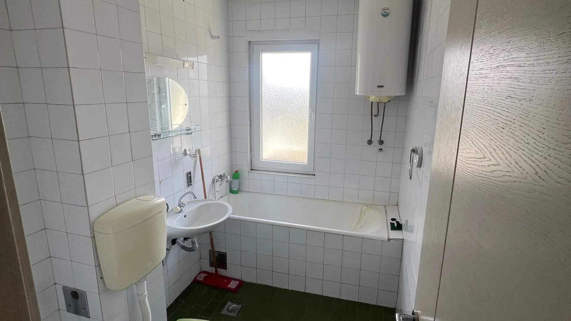 Prodaja, jednosoban stan, 42m², Centar, Nikšić