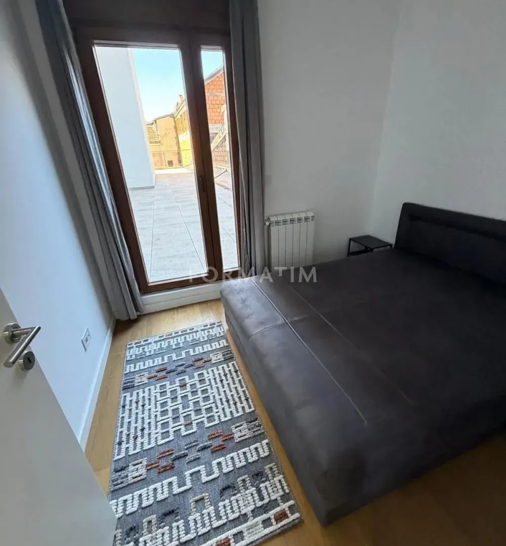 Izdavanje, trosoban stan, 60m², Bulbulder, Zvezdara Sve Podlokacije