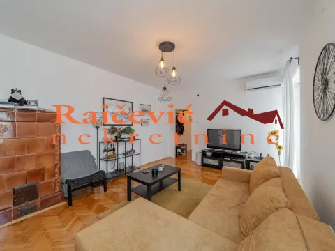 Two Bedroom Apartment for Sale, 48m2, Kalenić Pijaca, Vračar, Beograd