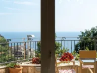 Rent, house, 200m², Perazića do, Budva - image 2