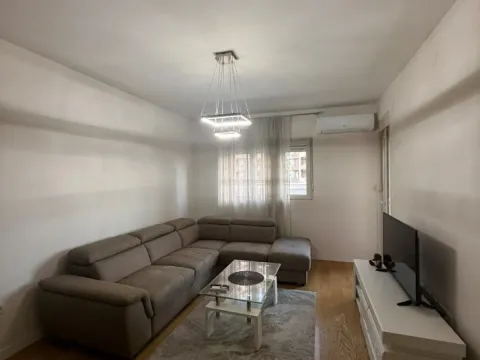Rent, one bedroom apartment, 49m², Central Point, Podgorica - image 1