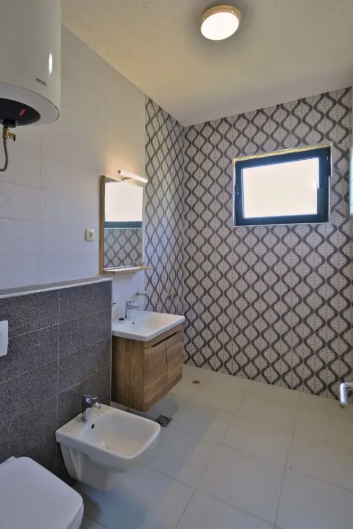 Sale, two bedroom apartment, 81m², Bečići, Budva