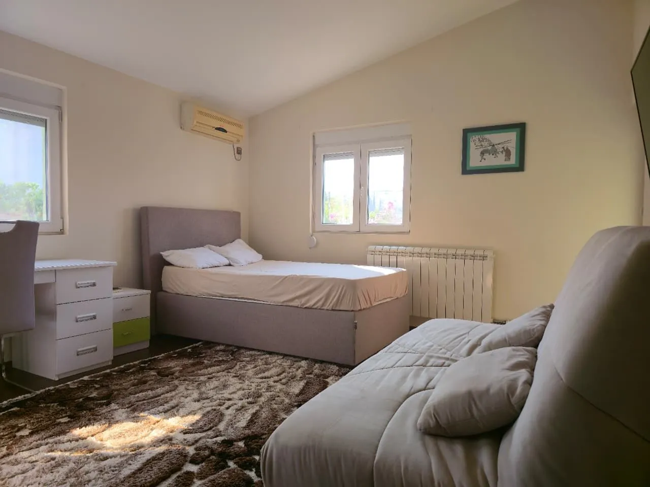 Rent, house, 184m², Velje Brdo, Podgorica