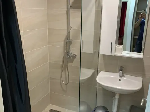 Rent, one bedroom apartment, 55m², Budva, Crna Gora - image 3