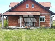 Prodaja, kuća, 253m², Zemun Ugrinovci, Zemun Sve Podlokacije - image 1